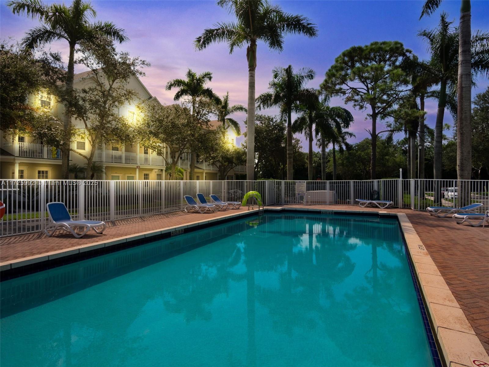 SANDPIPER COVE AT BOTANICA - Residential