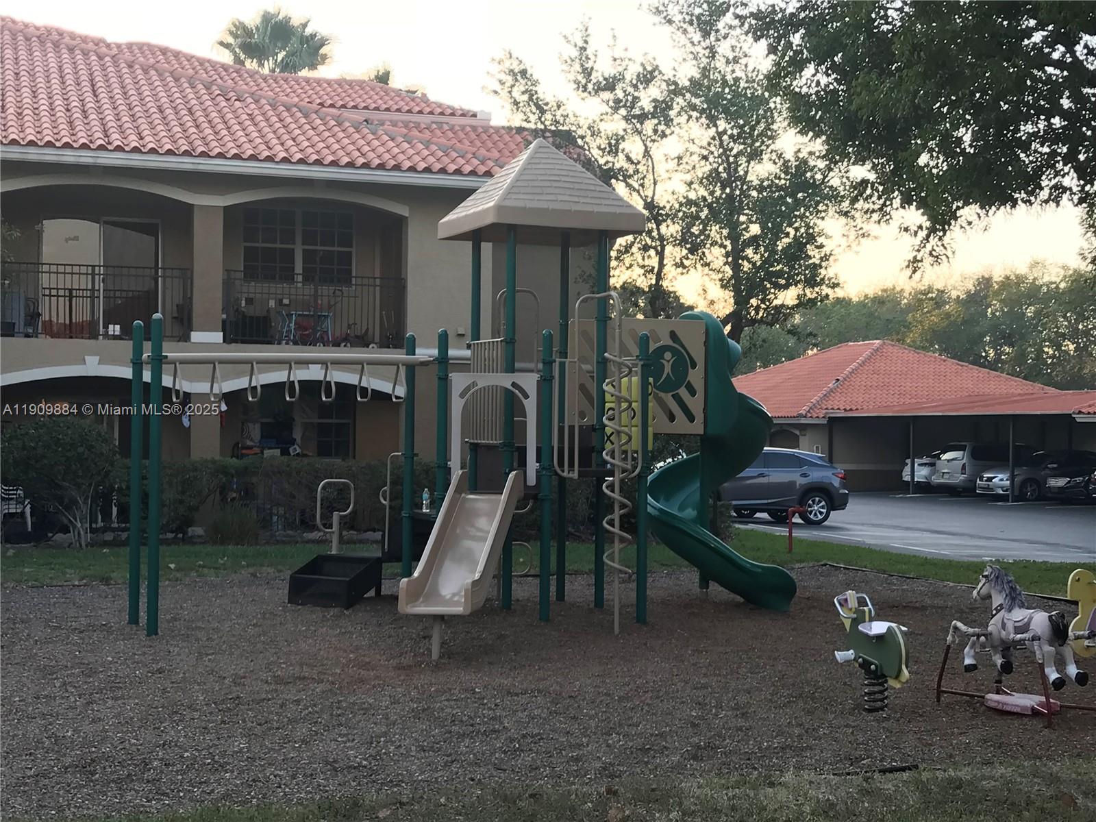 MARQUESA CONDO - Residential Lease