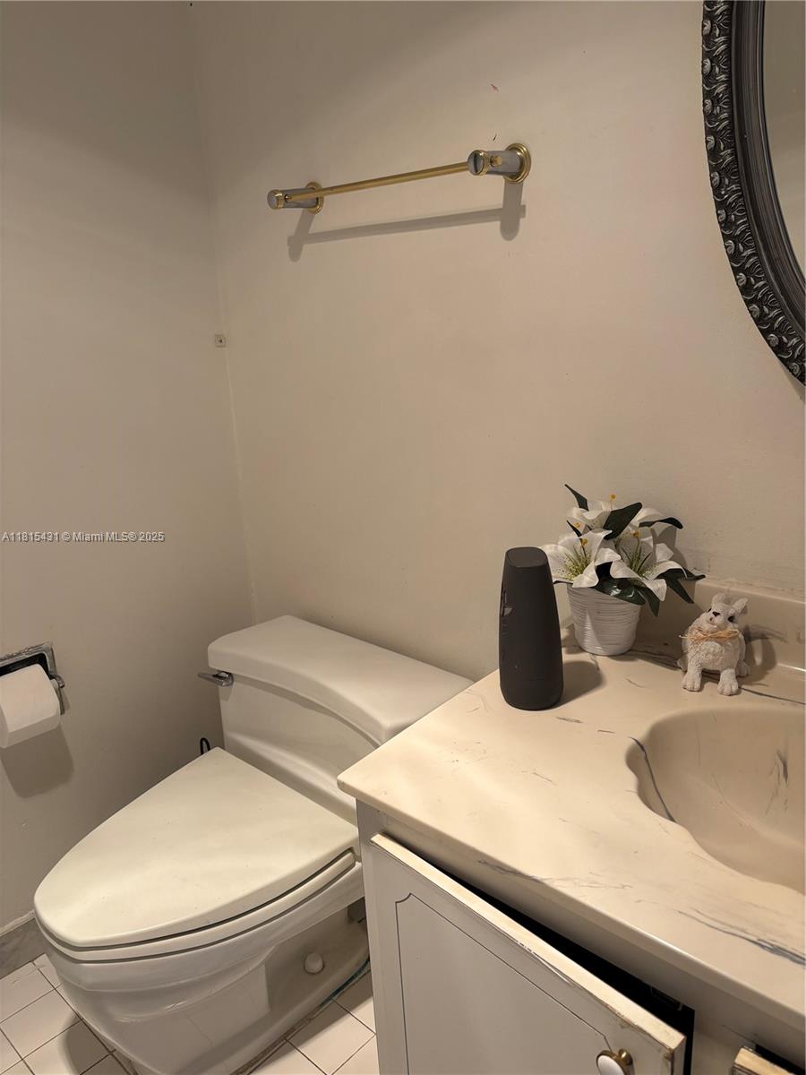 PRINCE GEORGE ARMS CONDO - Residential