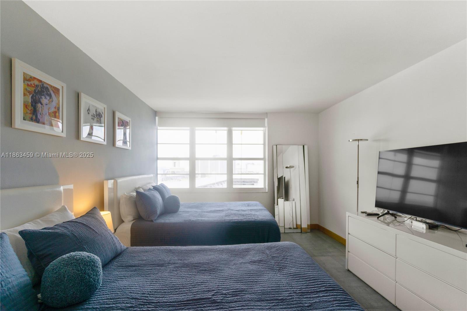 THE DECOPLAGE CONDO - Residential