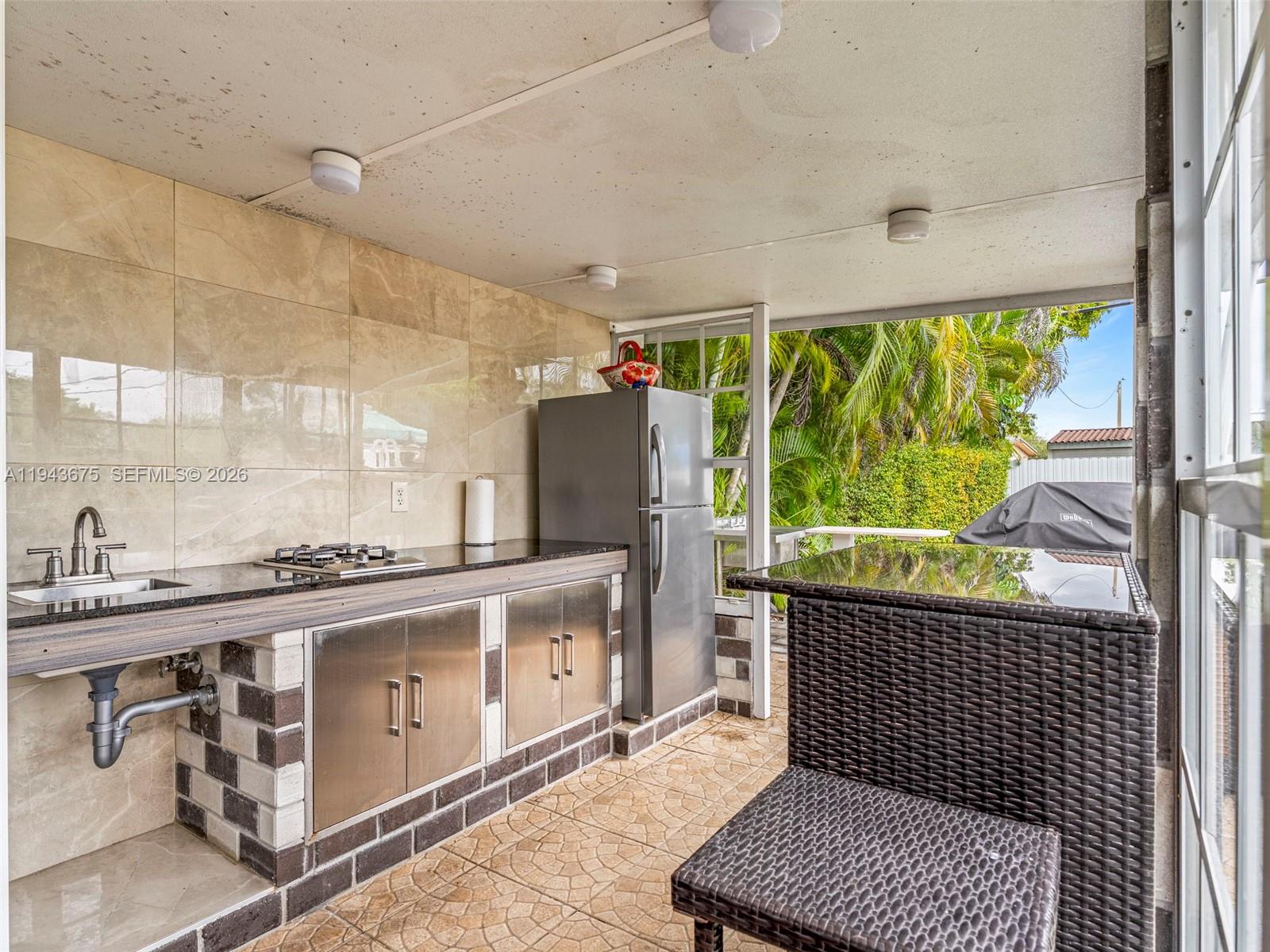 WESTWOOD LAKE 4TH ADDN - Residential