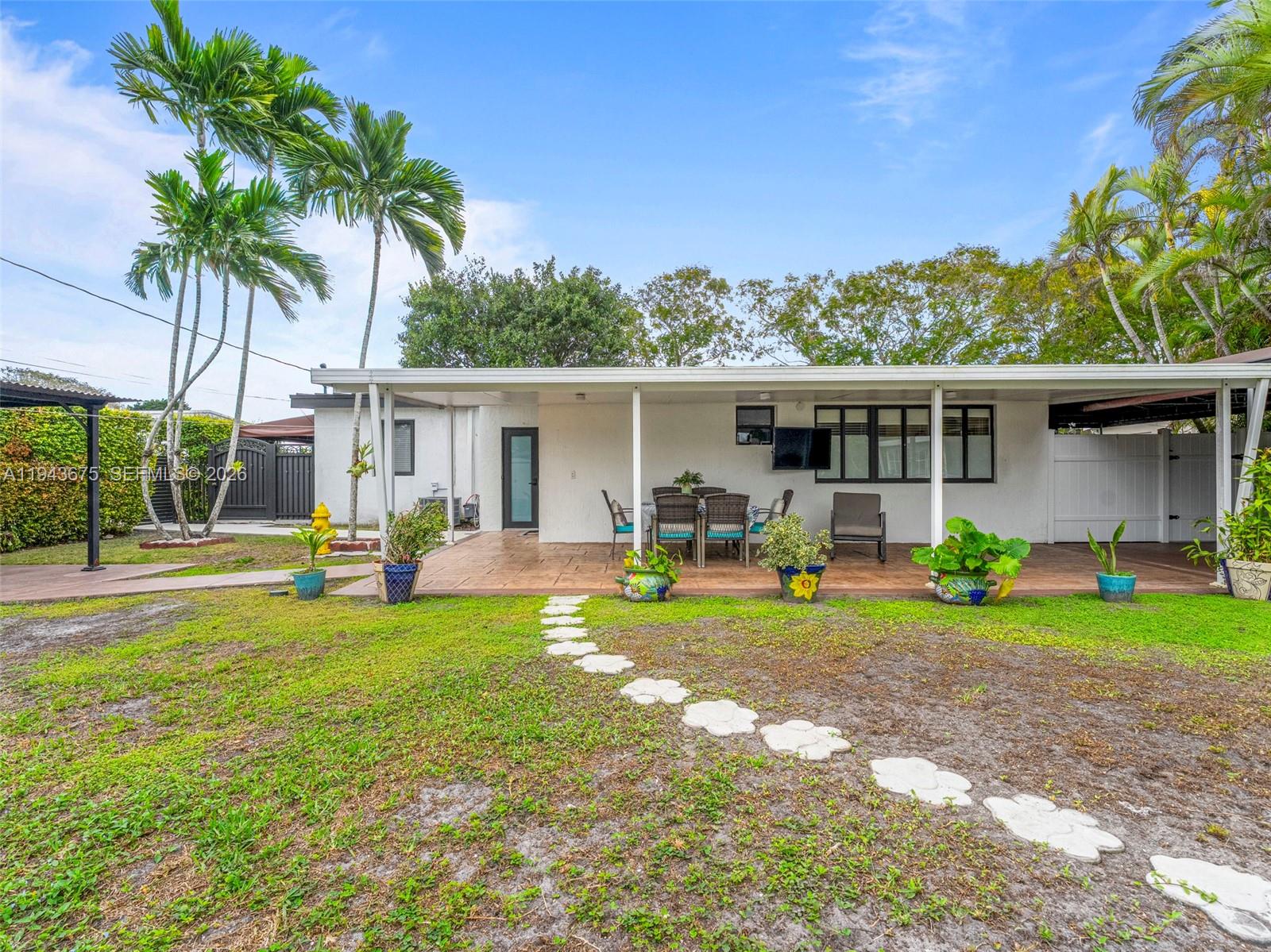 WESTWOOD LAKE 4TH ADDN - Residential