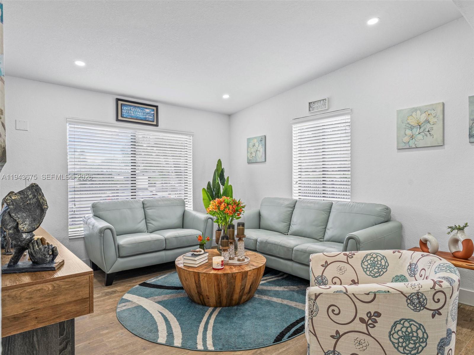 WESTWOOD LAKE 4TH ADDN - Residential