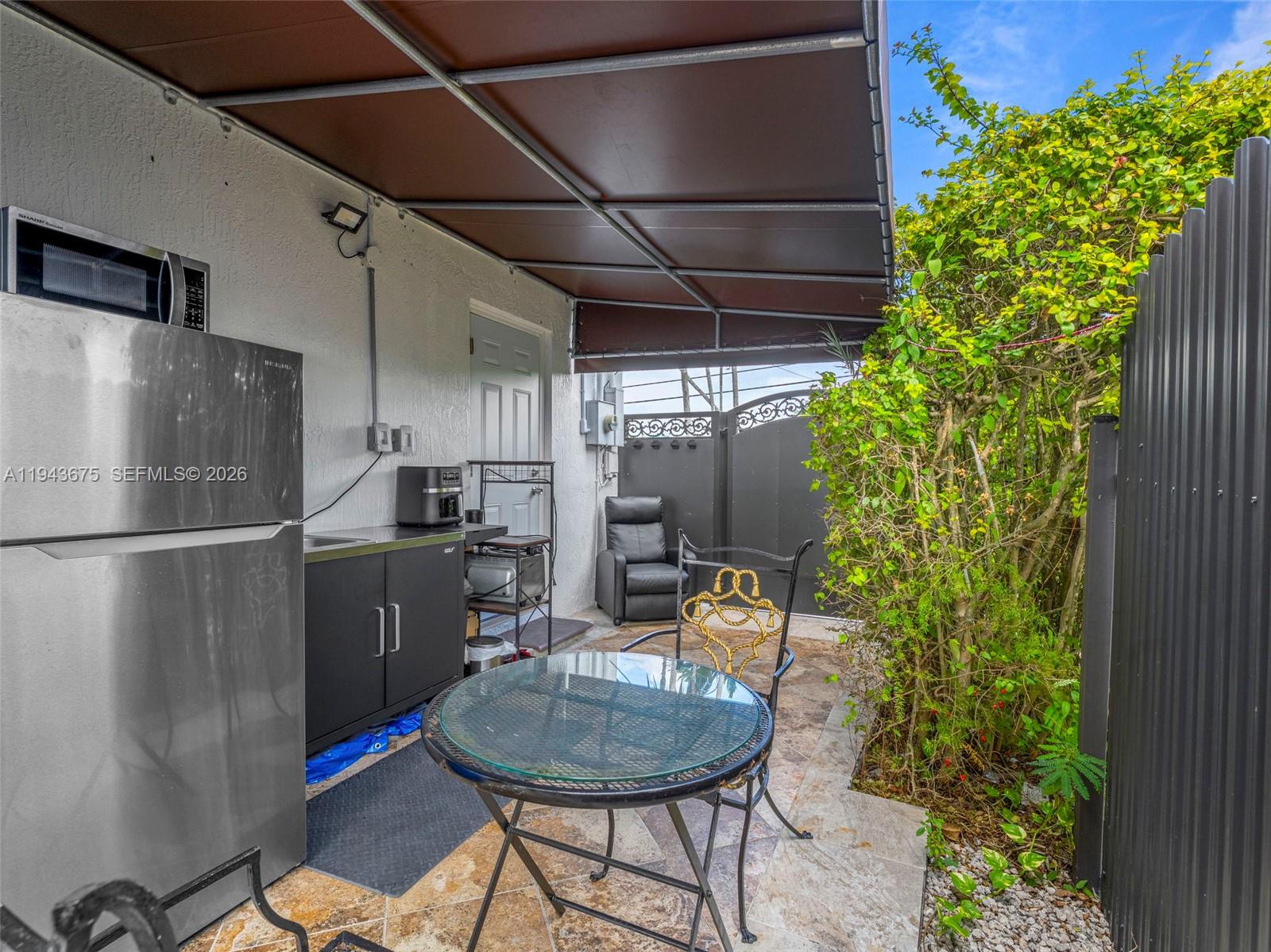 WESTWOOD LAKE 4TH ADDN - Residential