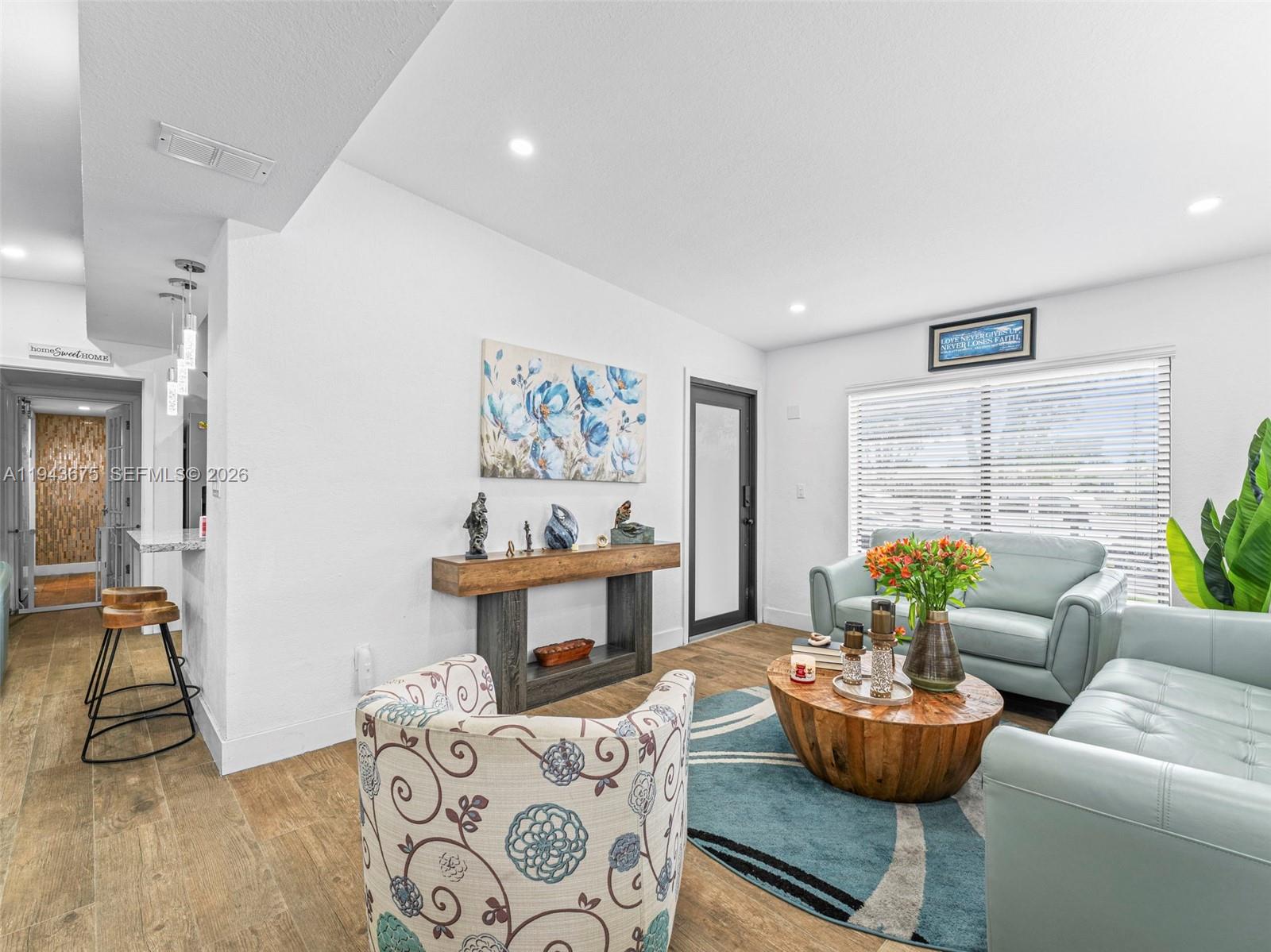 WESTWOOD LAKE 4TH ADDN - Residential