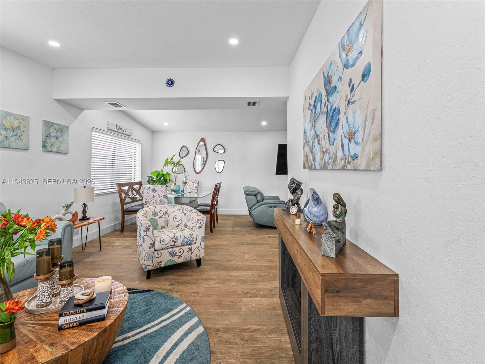 WESTWOOD LAKE 4TH ADDN - Residential