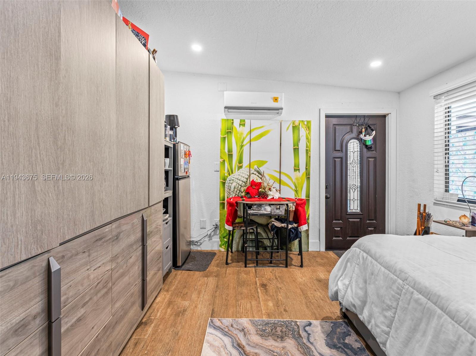 WESTWOOD LAKE 4TH ADDN - Residential