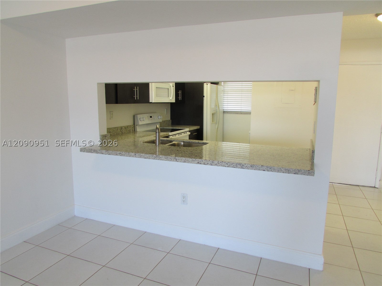10315 NW 9th St Cir 407-14