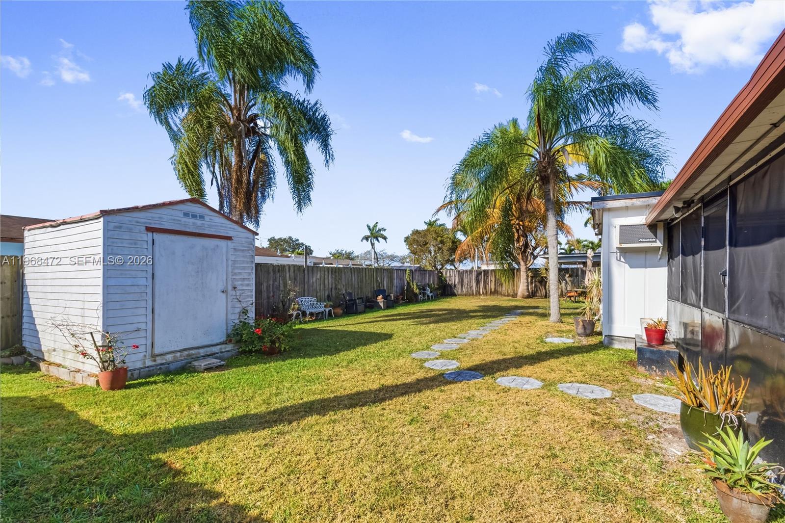 WINSTON PARK UNIT ONE - Residential