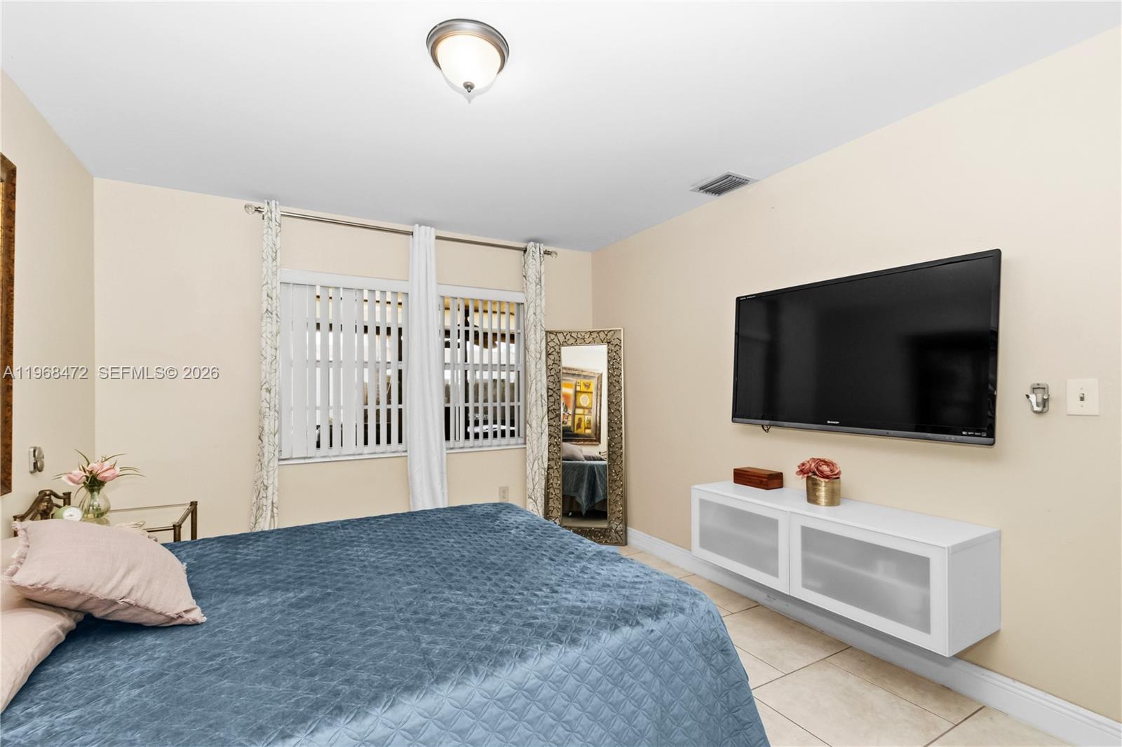 WINSTON PARK UNIT ONE - Residential