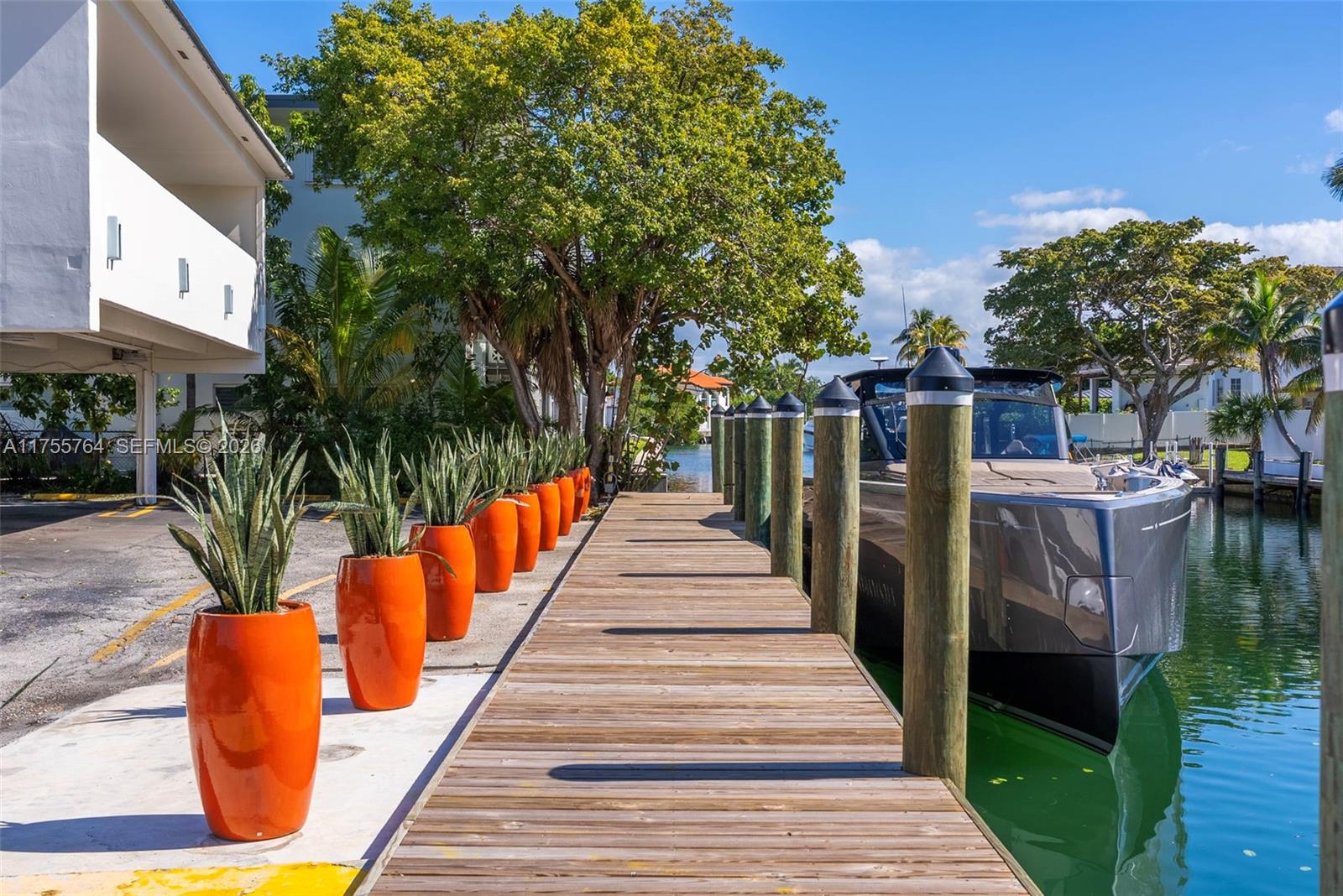 KEYSTONE HARBOR CLUB COND - Residential