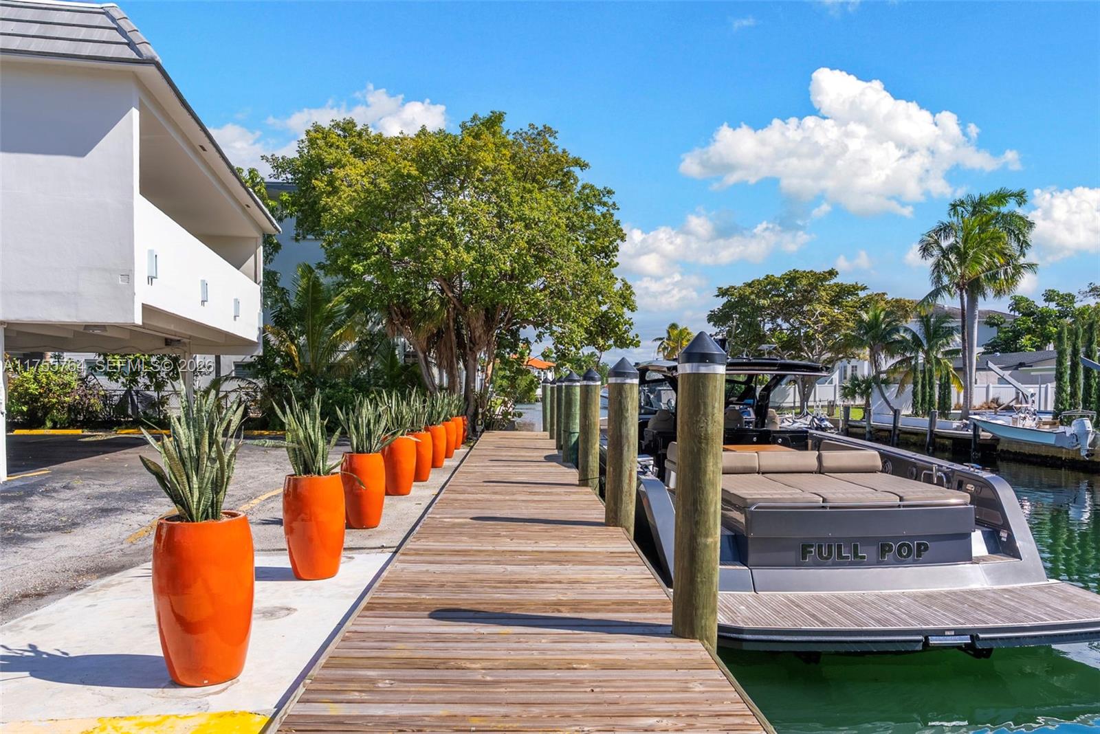 KEYSTONE HARBOR CLUB COND - Residential