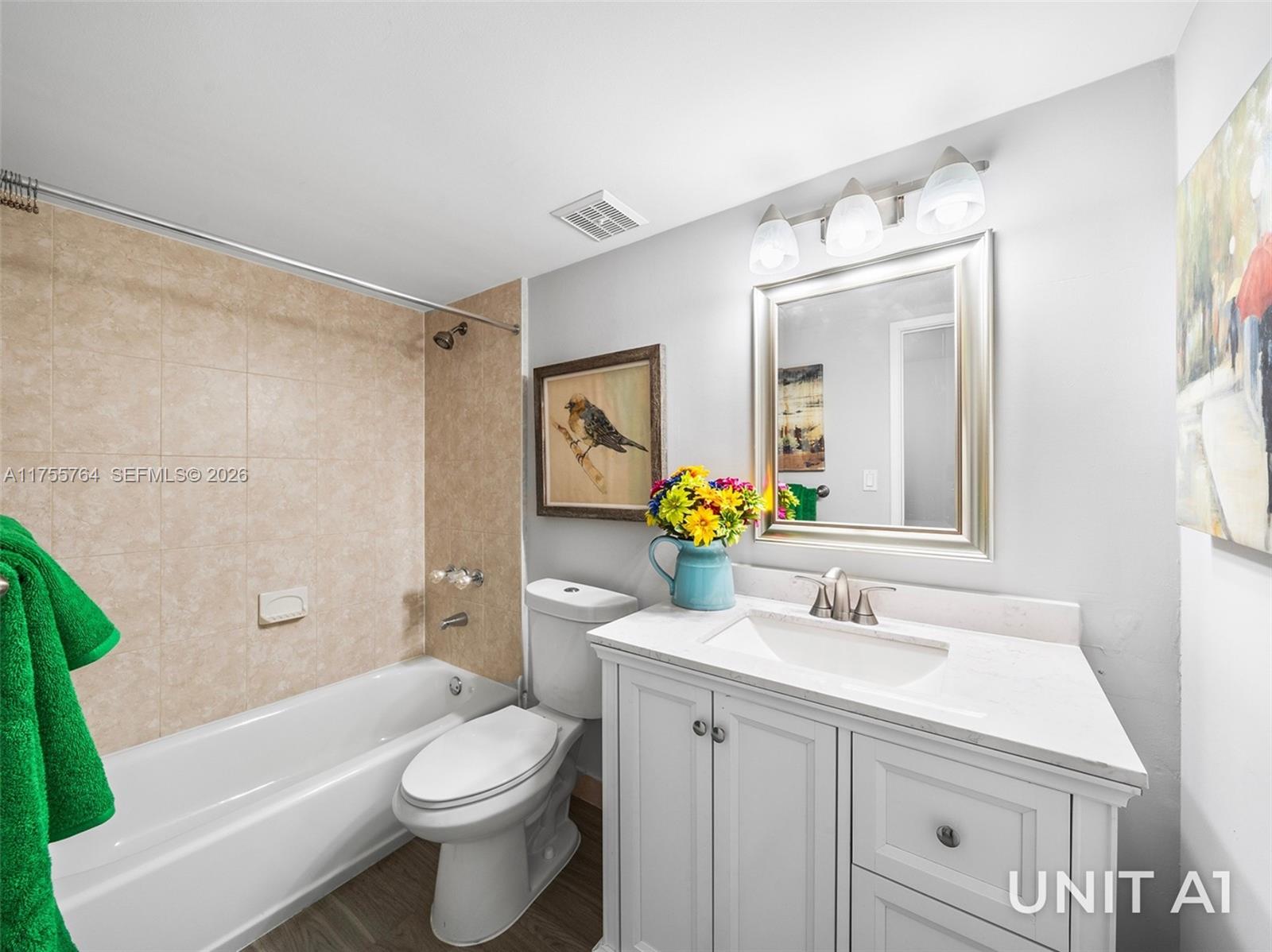 KEYSTONE HARBOR CLUB COND - Residential