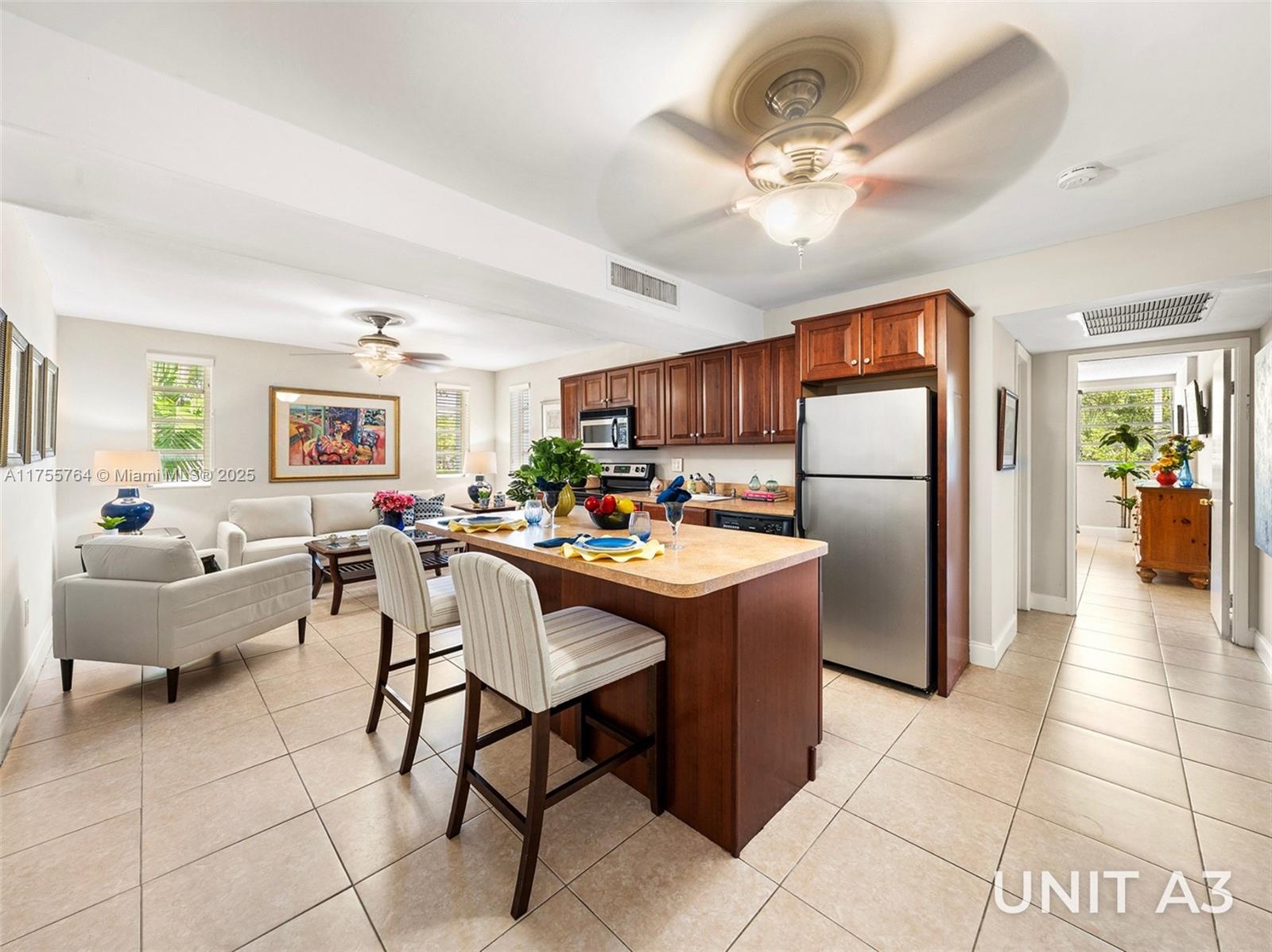 KEYSTONE HARBOR CLUB COND - Residential