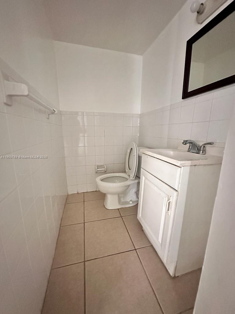 PORTALAGRE BUILDING CONDO - Residential Lease