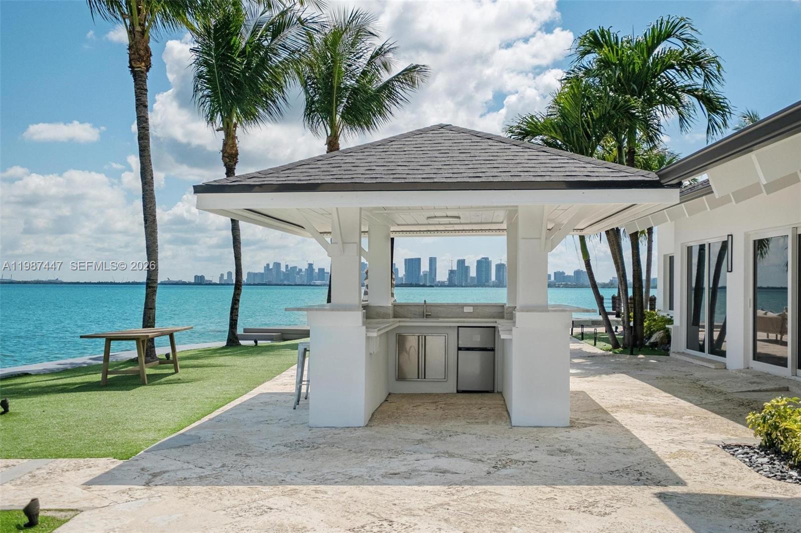 NORTH BAY ISLAND - Residential Lease