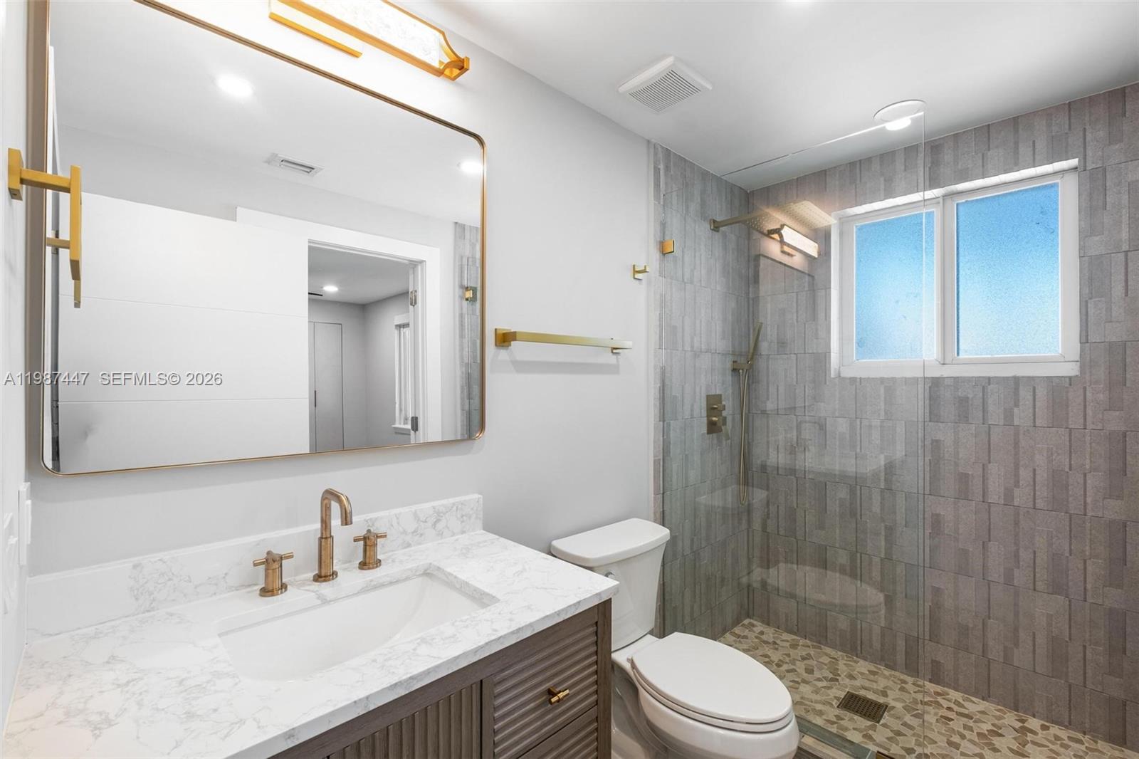 NORTH BAY ISLAND - Residential Lease