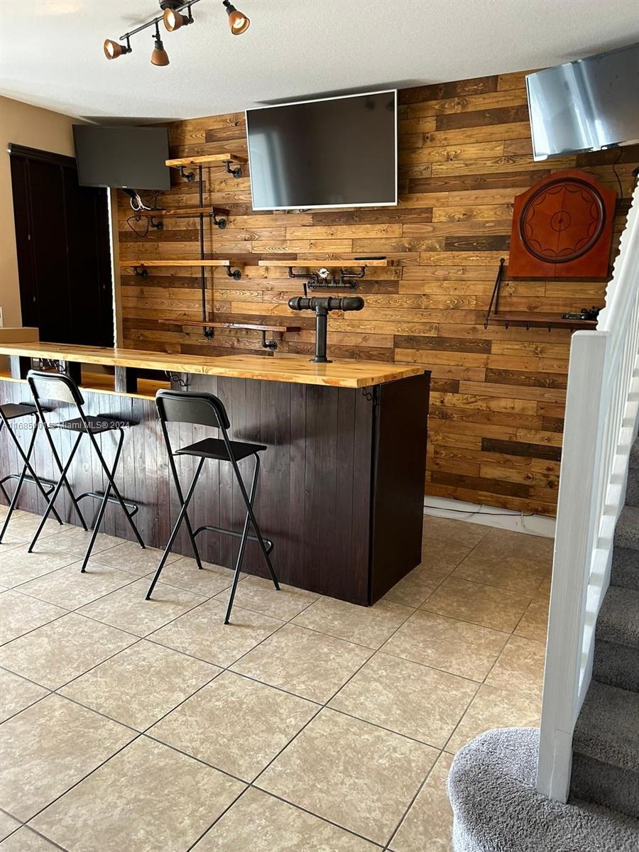 4441 NW 48th Ter