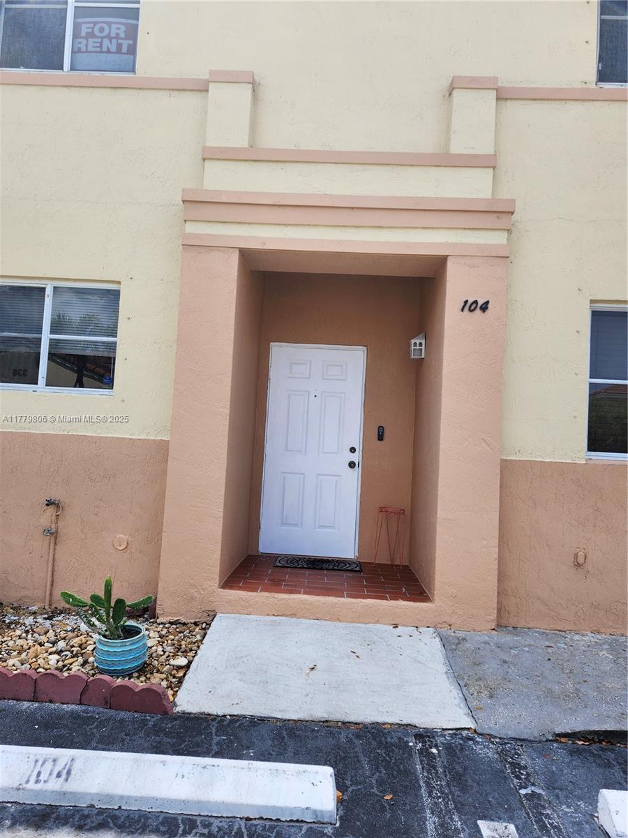 Rental Property at 312 Nw 114th Ave 4-104, Sweetwater, Miami-Dade County, Florida - Bedrooms: 3 
Bathrooms: 3  - $2,950 MO.