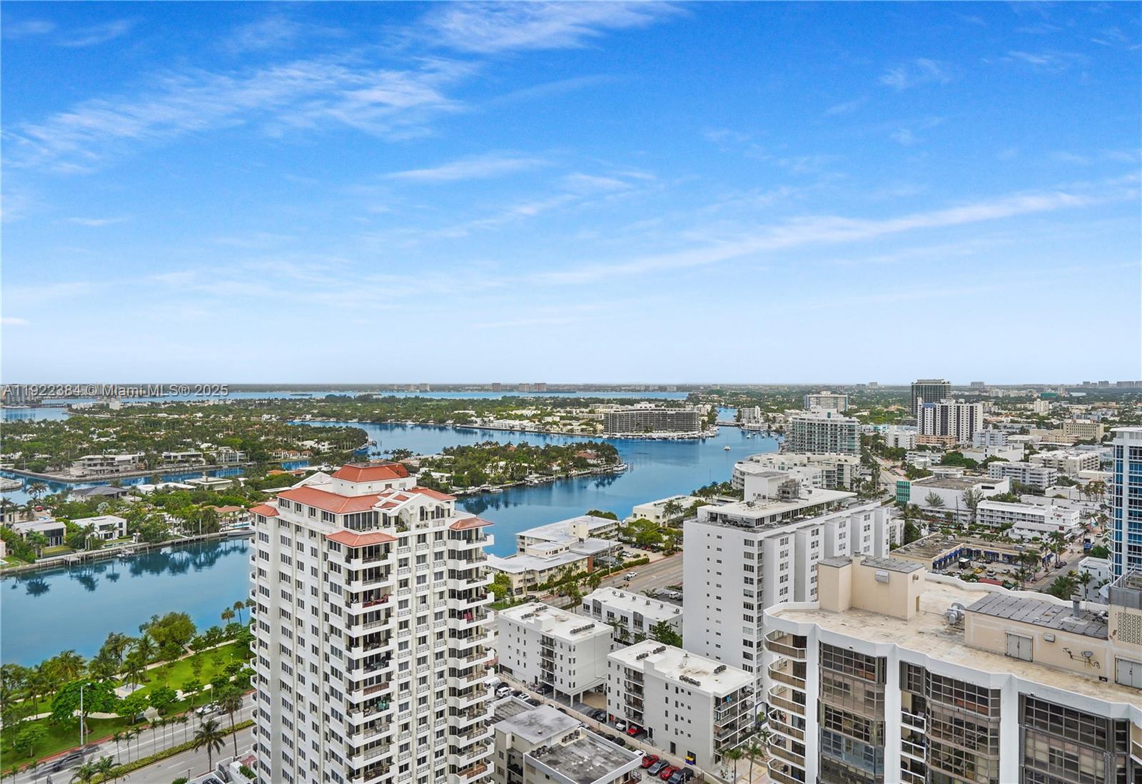 6365 Collins Ave 2711