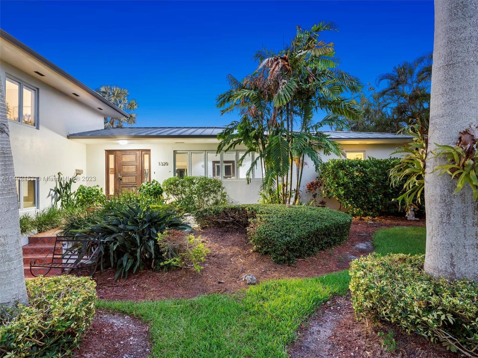 REPLAT OF TRACK B MIAMI S - Residential