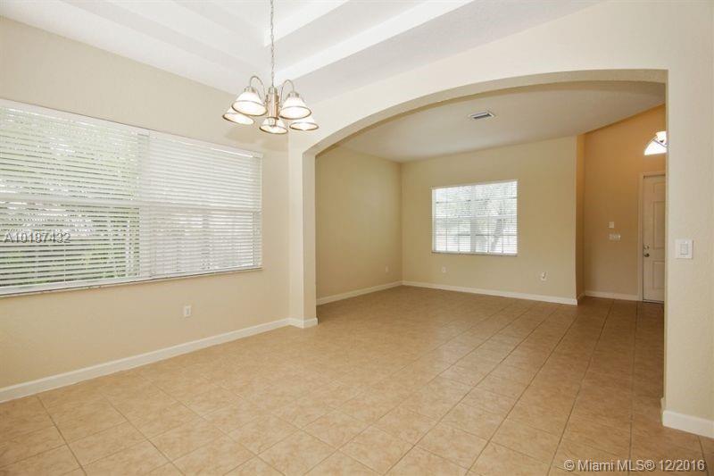 Oak Creek South Add 01 - Residential Lease