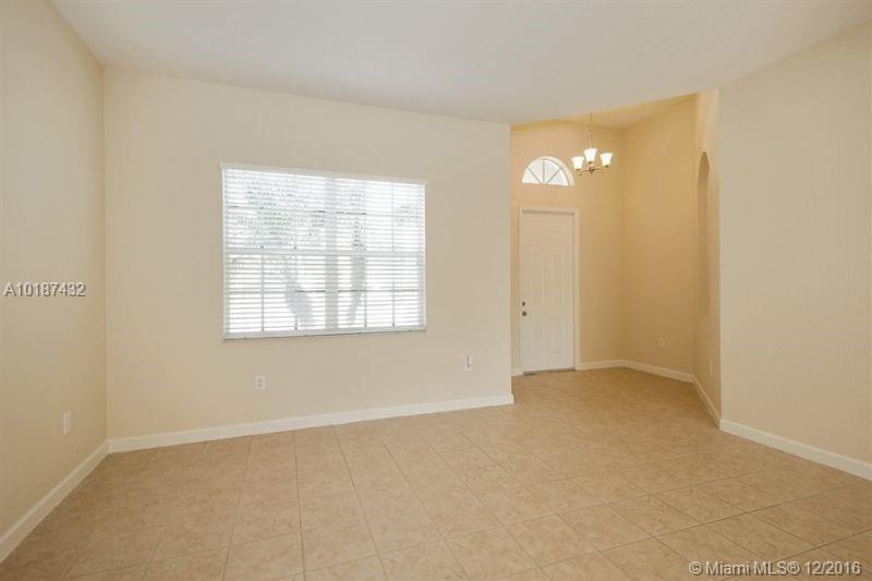 Oak Creek South Add 01 - Residential Lease