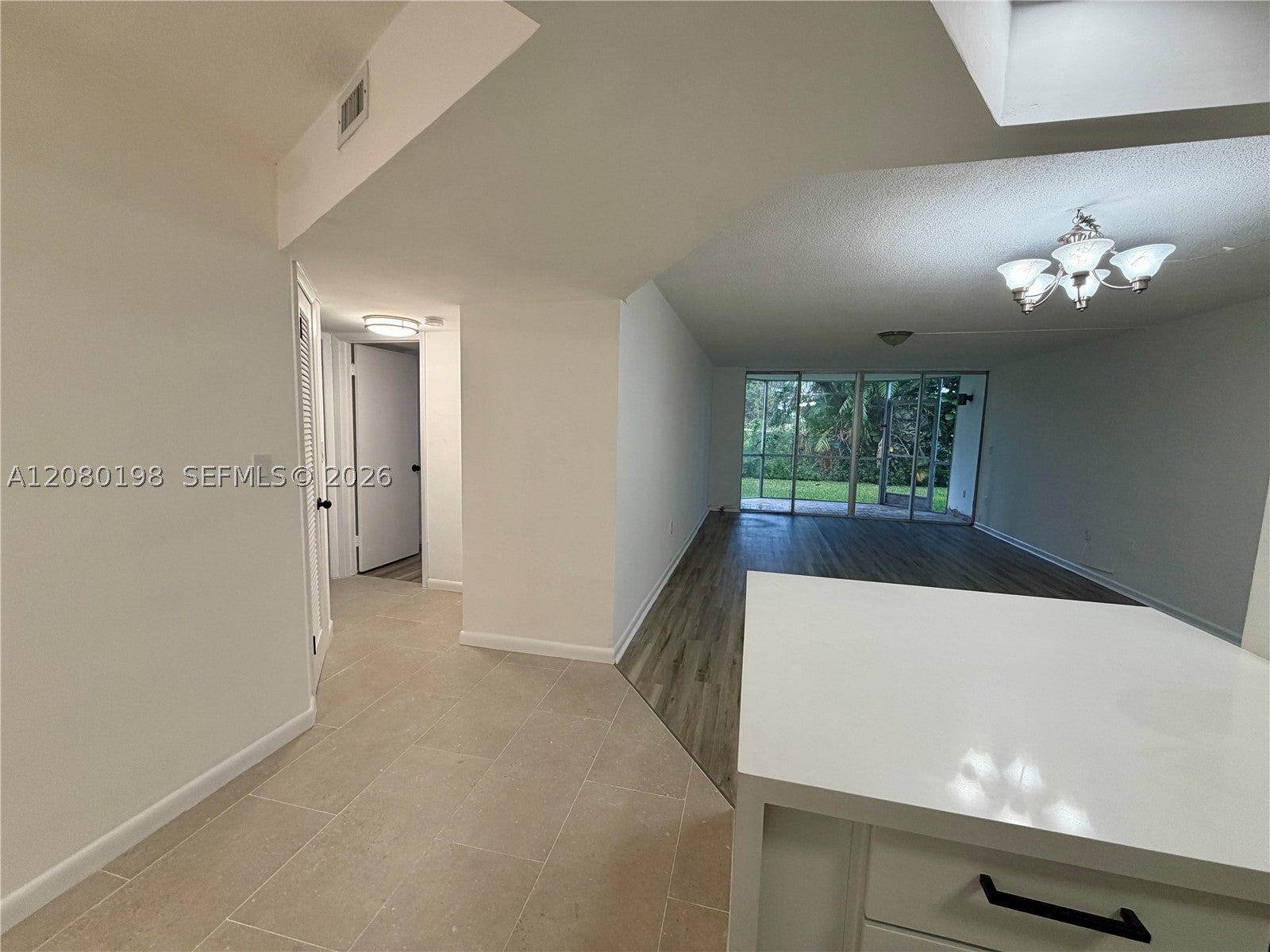 1101 NE 191st St H101