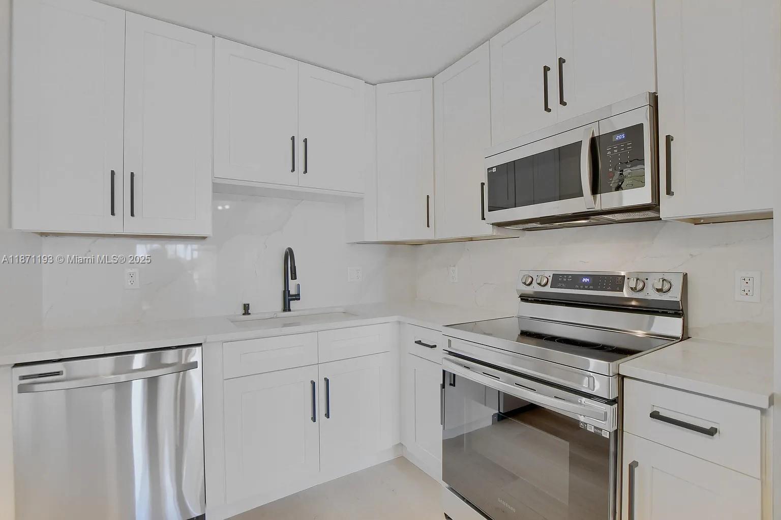 LAKE WINDWOOD CONDO - Residential Lease