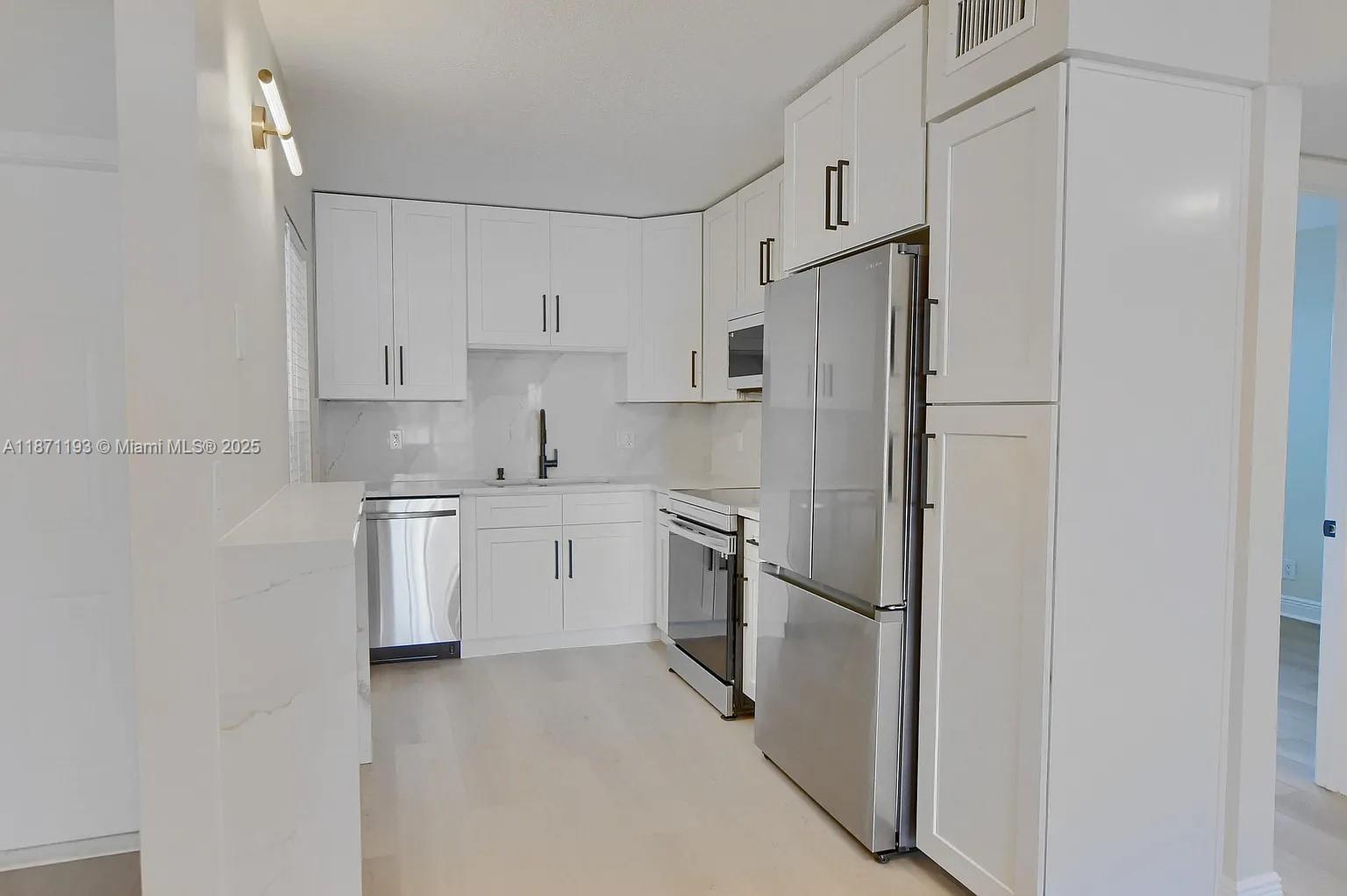 LAKE WINDWOOD CONDO - Residential Lease