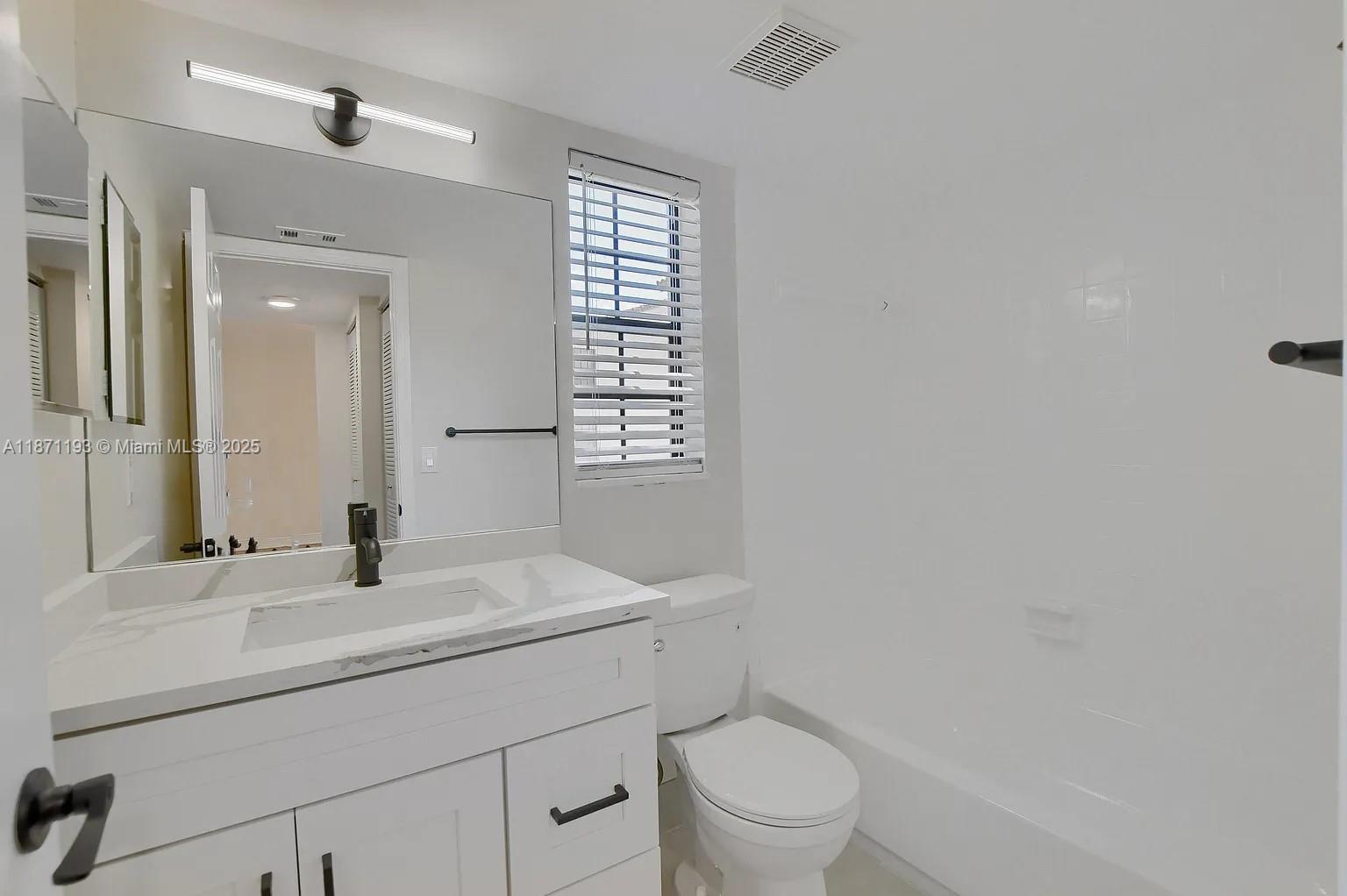 LAKE WINDWOOD CONDO - Residential Lease