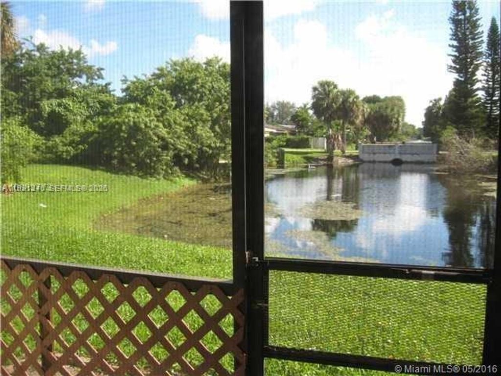 Photo of 719 Gardens Dr #106, Pompano Beach, FL 33069 (MLS # A11991246)