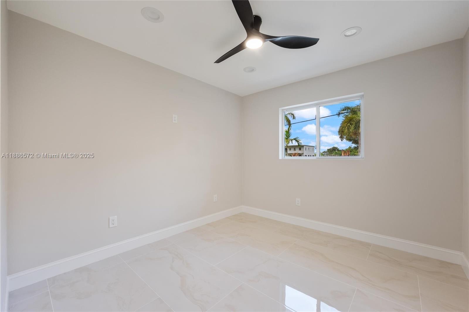 CAROL CITY 5TH ADDN - Residential