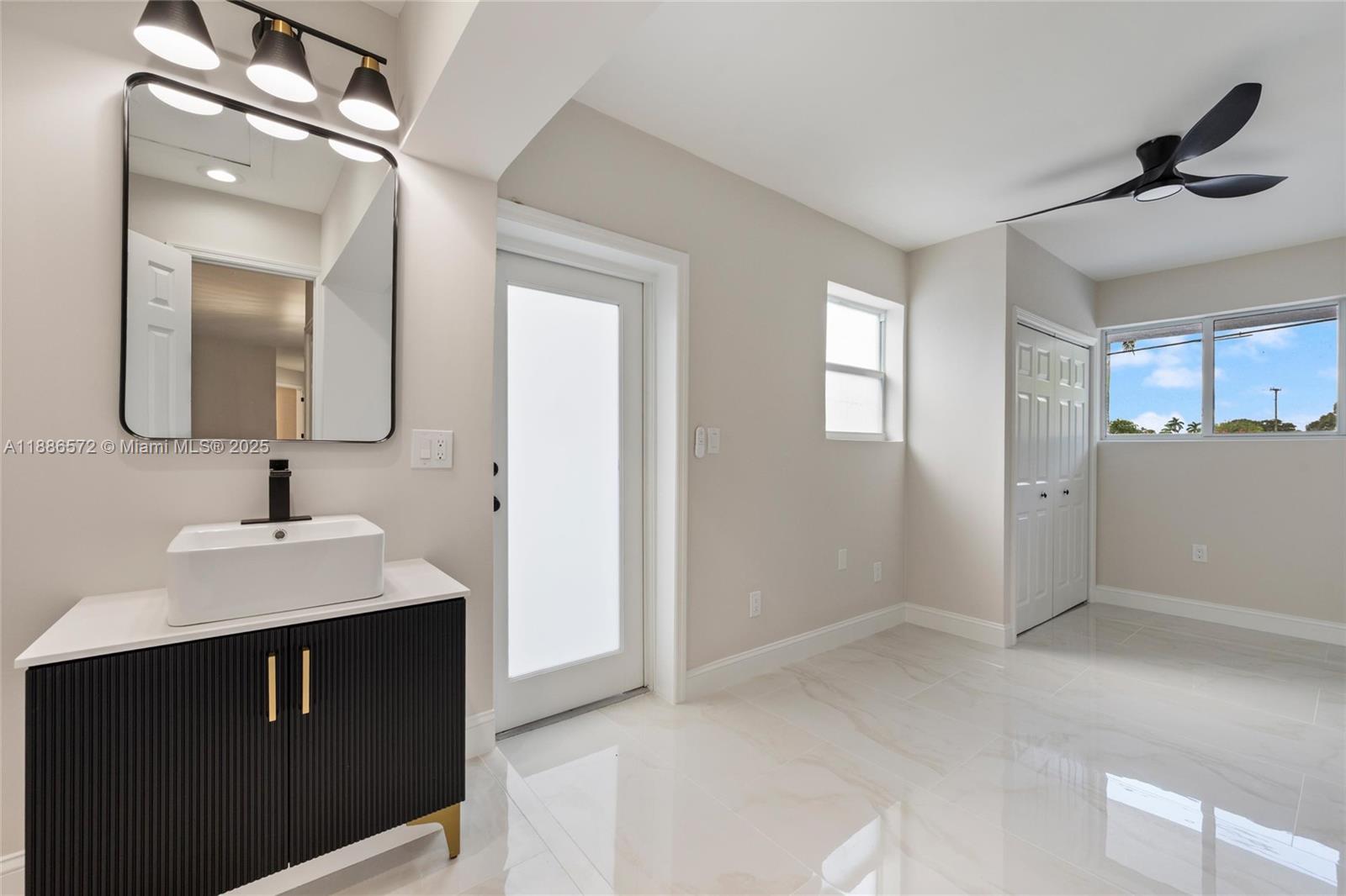 CAROL CITY 5TH ADDN - Residential