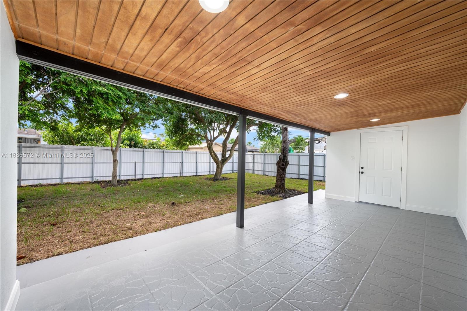CAROL CITY 5TH ADDN - Residential