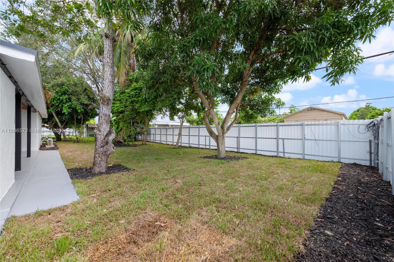 CAROL CITY 5TH ADDN - Residential
