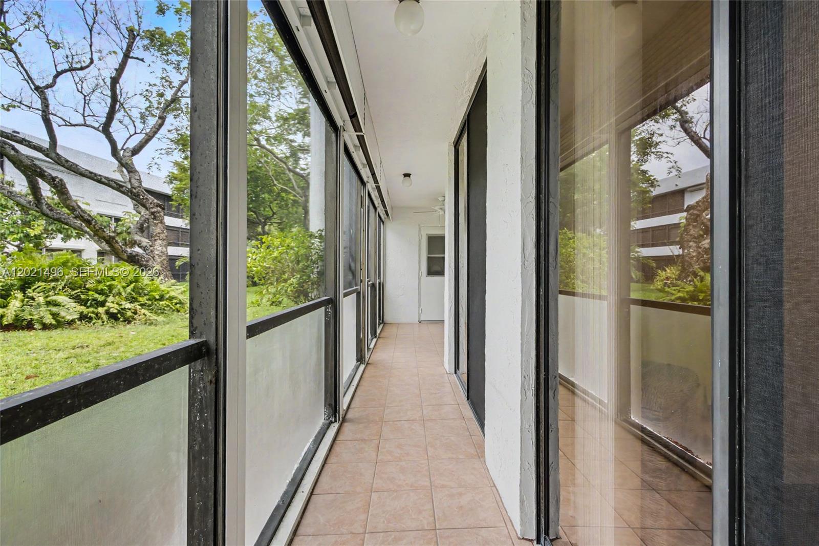 SHERIDAN BY THE BEACH CON - Residential