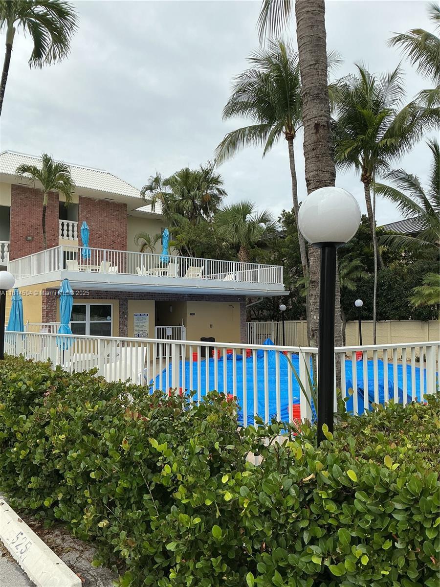 2426 SE 17th Cswy 109A, Fort Lauderdale, FL, 33316/$195,000 2 2426 SE 17th Cswy 109A