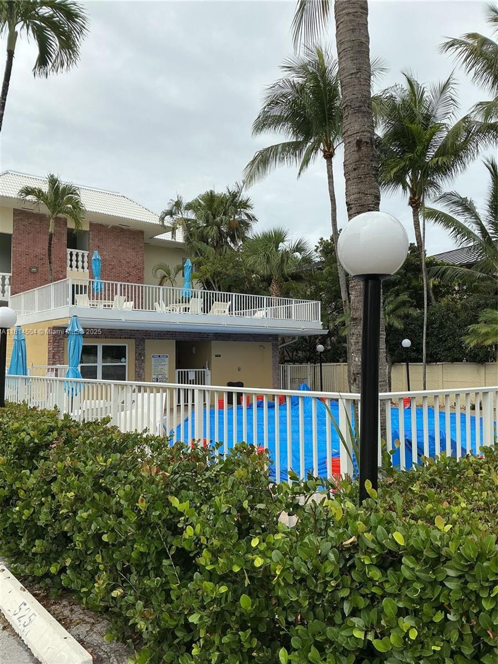 Photo of 2426 SE 17th Causeway #109A, Fort Lauderdale, FL 33316 (MLS # A11814504)