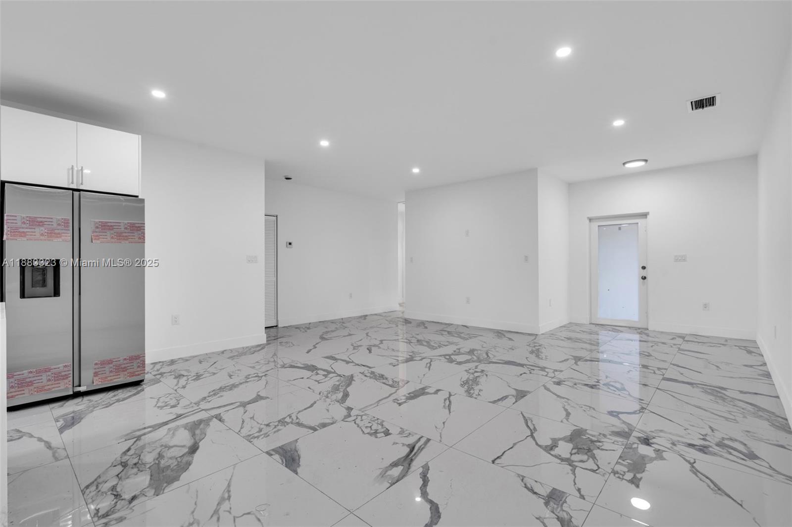 RICHARDS SUB - Residential Lease