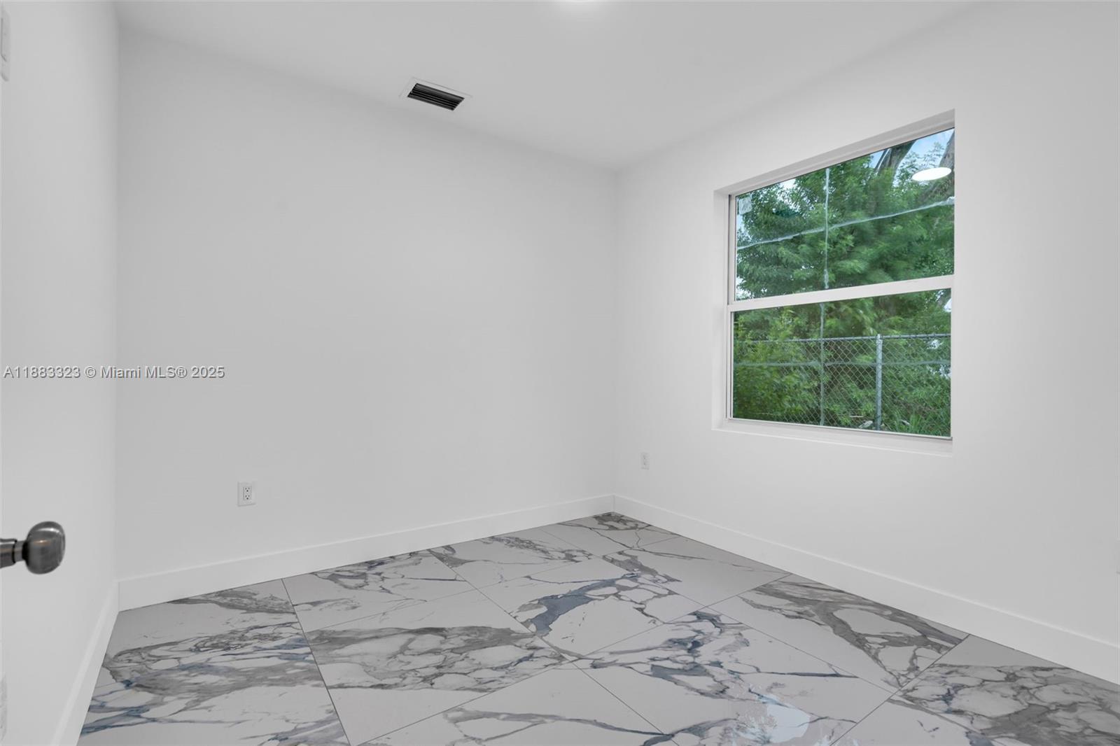 RICHARDS SUB - Residential Lease