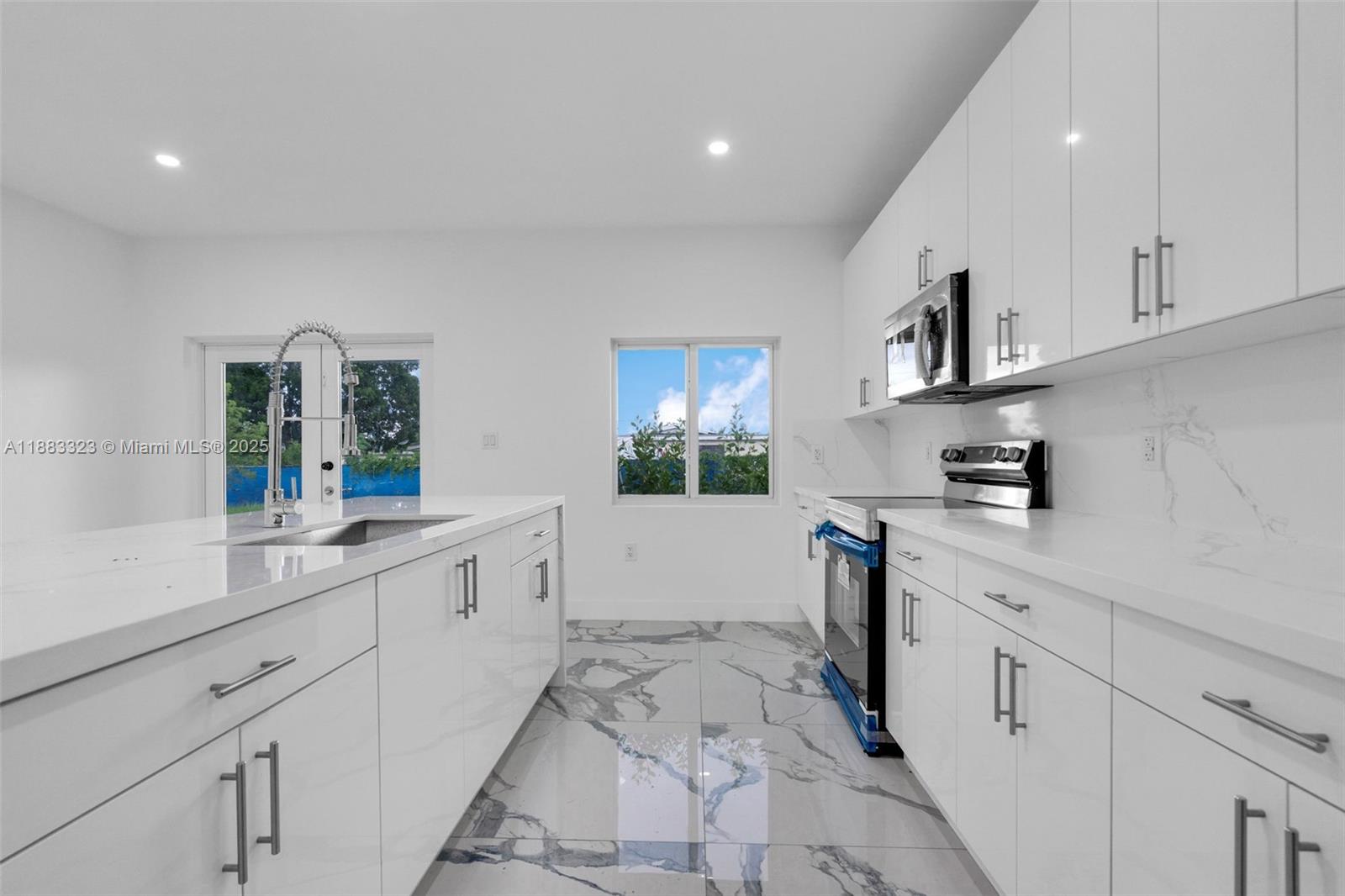 RICHARDS SUB - Residential Lease