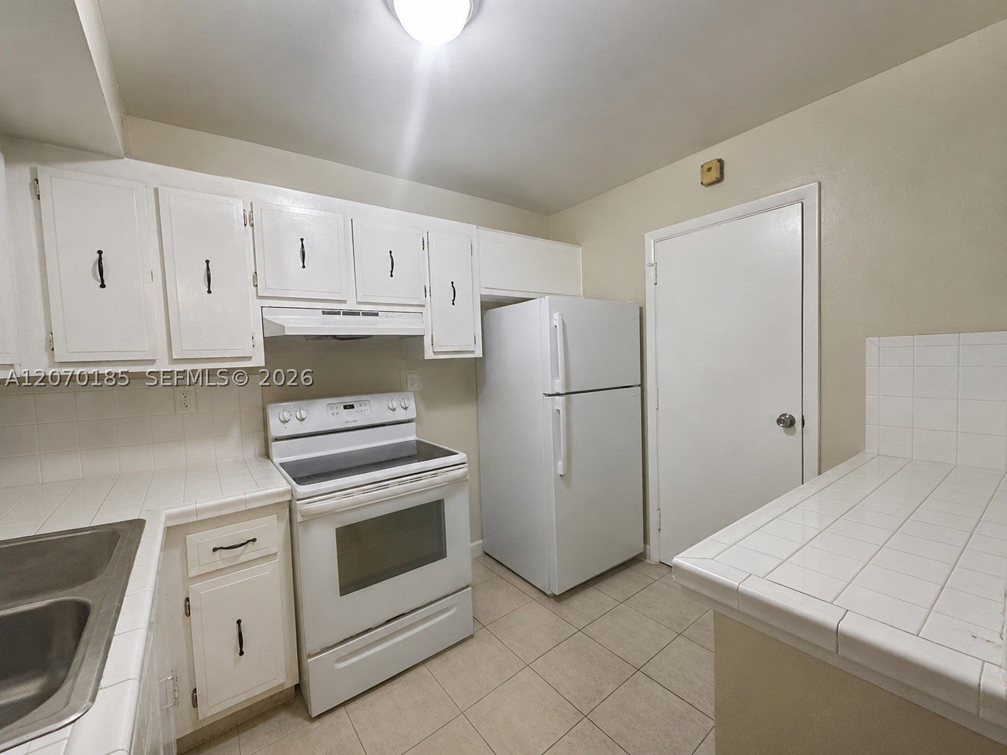 3700 NW 21st St 206