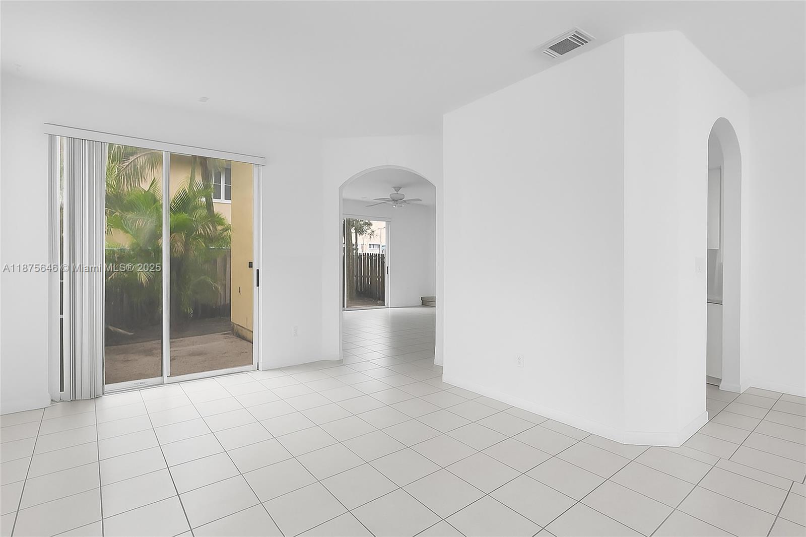 CENTURY BREEZE - Residential