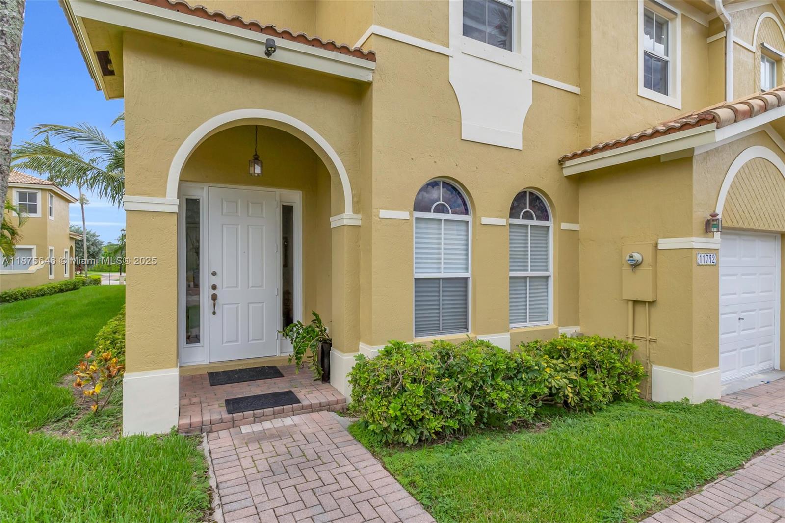 CENTURY BREEZE - Residential