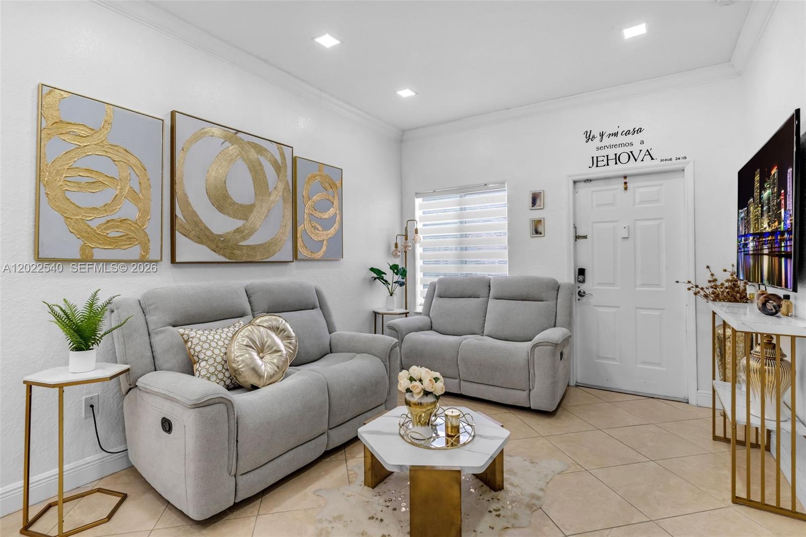OLD BISCAYNE VILLAS CONDO - Residential