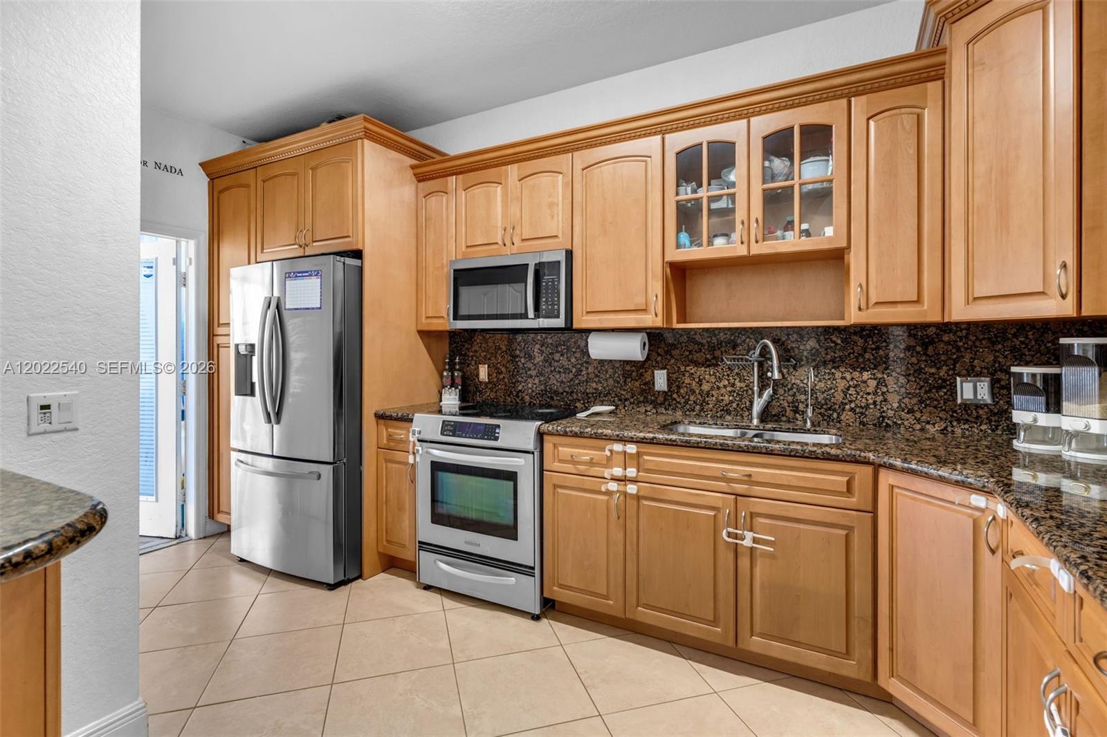 OLD BISCAYNE VILLAS CONDO - Residential