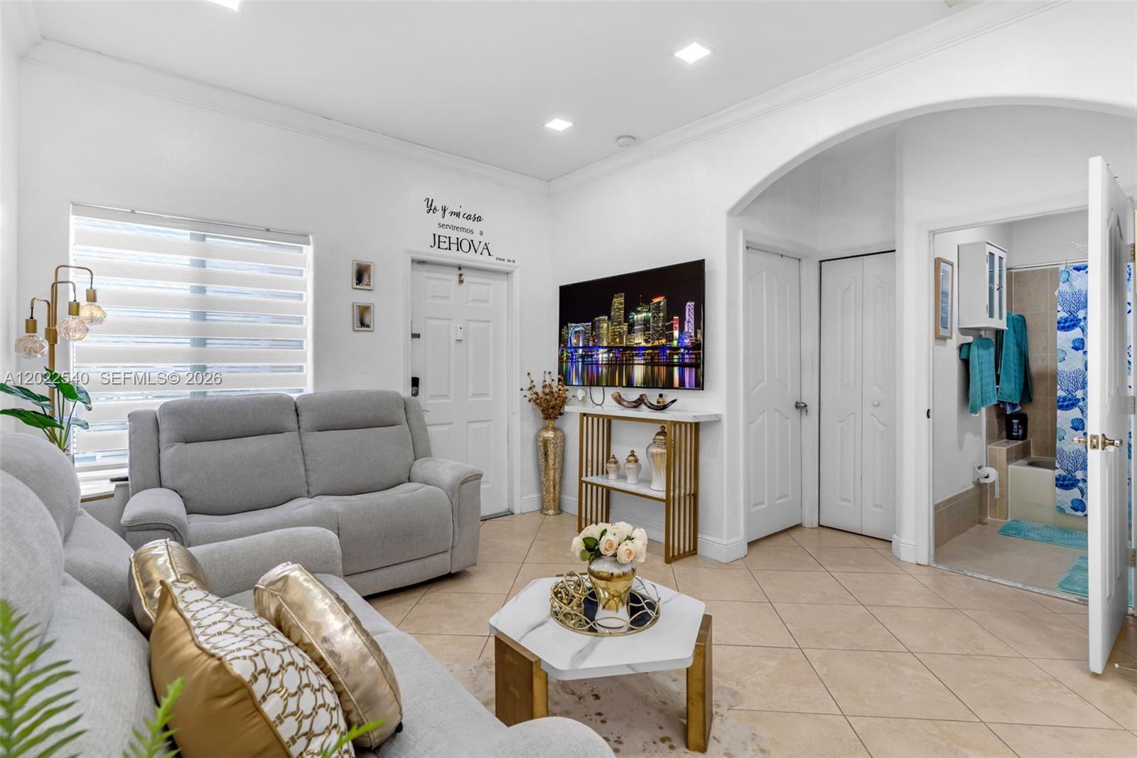OLD BISCAYNE VILLAS CONDO - Residential