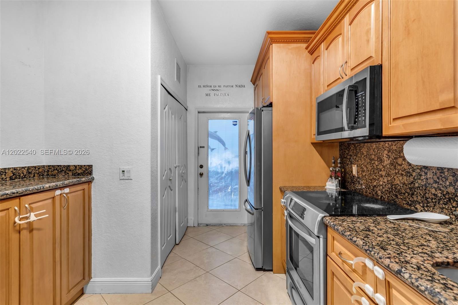 OLD BISCAYNE VILLAS CONDO - Residential