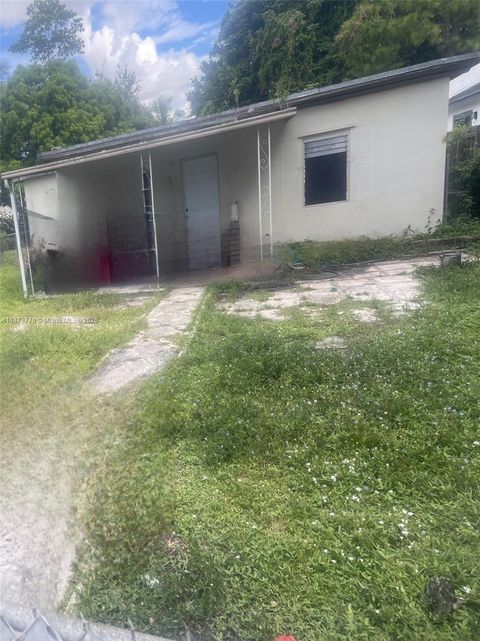 2011 NW 96th St Miami FL 33147